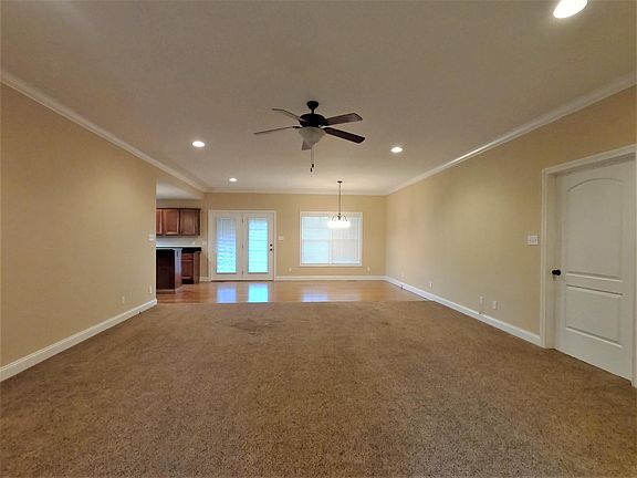 2nd image of 326 Joshua Landing Ct