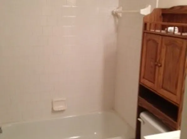 5501 Karen Elaine Dr APT 1115, New Carrollton, MD 20784