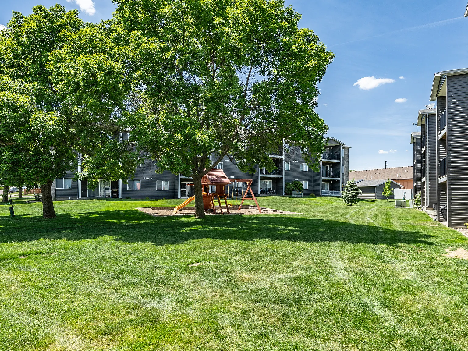 Prairie Winds Apartments — Photo 3