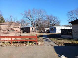 1005 Oak St, Valley Falls, KS 66088