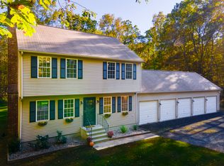 27 Windy Hill Road, Hampton, CT 06247