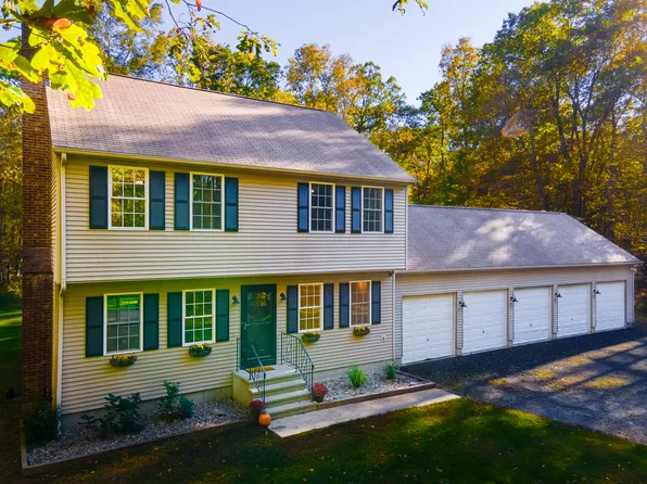 27 Windy Hill Road, Hampton, CT 06247