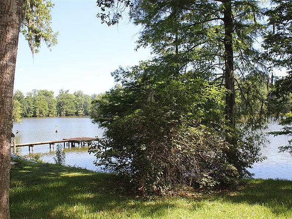 4th image of 909 County Road 2859