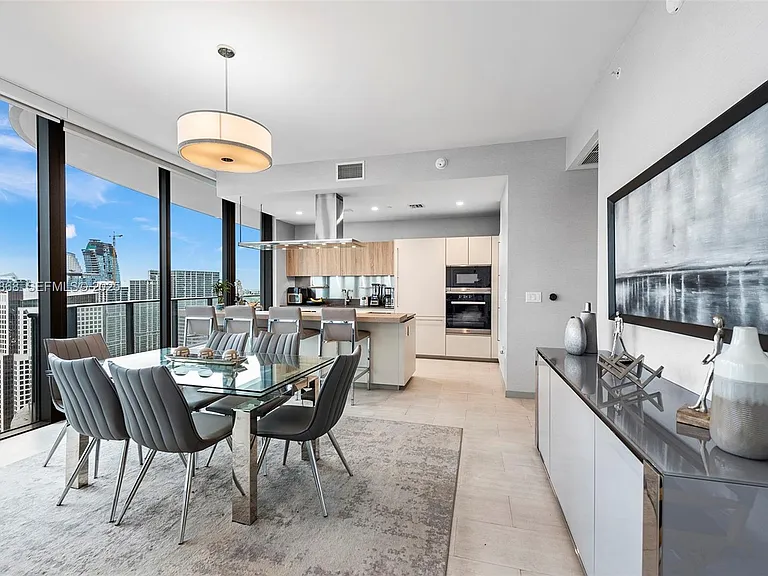 1000 Brickell Plz #Penthouse 5301 — Photo 14