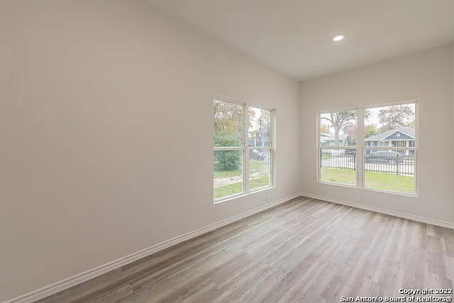 121 W Highland Blvd #101 — Photo 6
