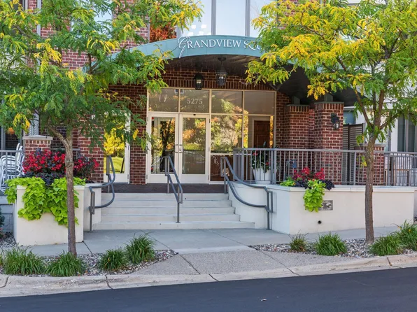 5275 Grandview Sq APT 3406, Edina, MN 55436