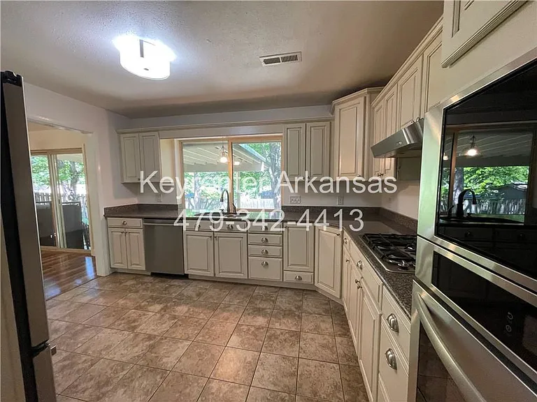 202 Lake Rd — Photo 8