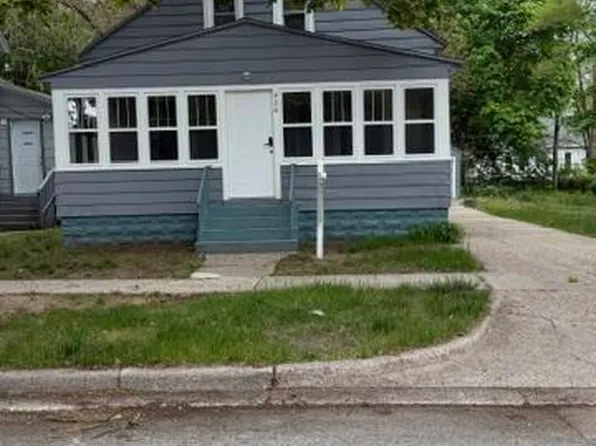 926 Williams St, Muskegon, MI 49442