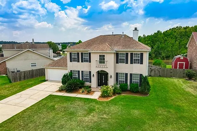 421 Creekside Ct