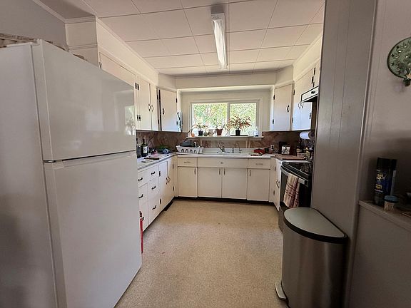 3rd image of 4562 Barriere Town Rd