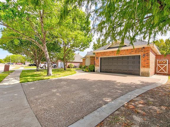 3rd image of 6020 Bent Creek Dr