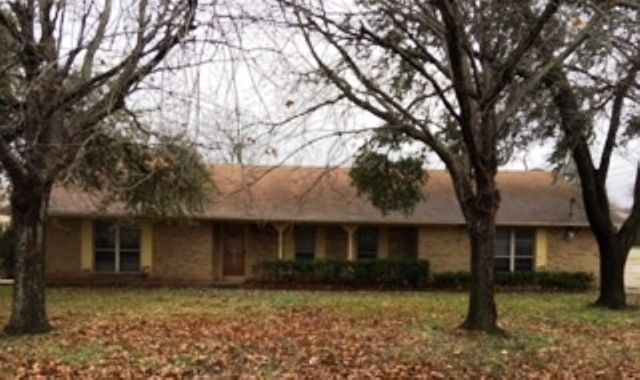1st image of 110 W Billington Dr