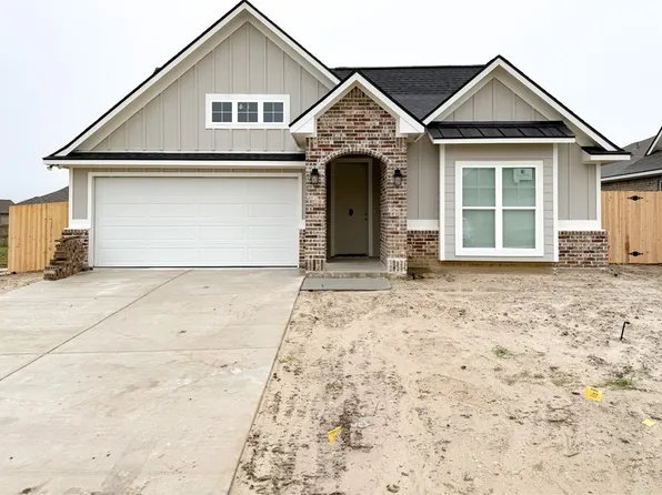 3006 Teller Dr, Bryan, TX 77808