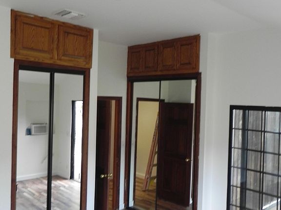 4th image of 1122 Rosario Dr