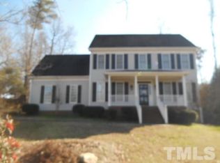 607 Birkdale Dr, Clayton, NC 27527