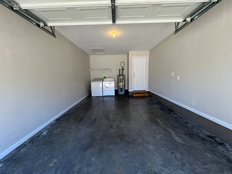 9101 Pembroke Oak Grove Rd #3E — Photo 18