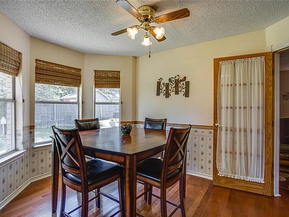 5th image of 604 Meadow Ln