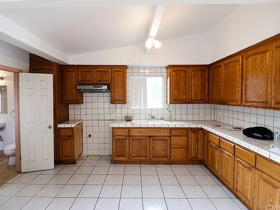 2nd image of 2105 E Mardina St
