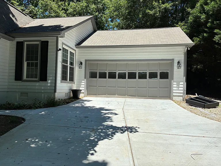 9400 Resort Cir — Photo 2