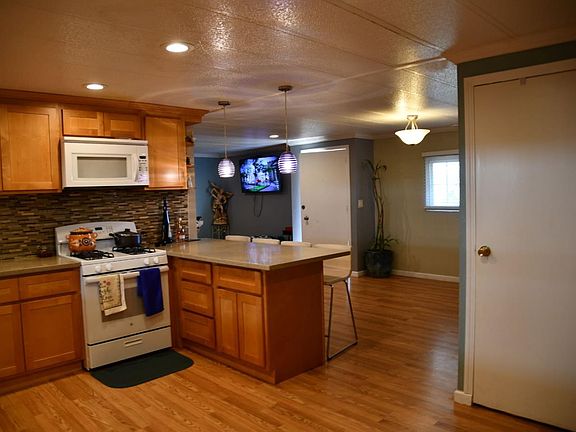 5th image of 200 Burnett Ave Spc 97