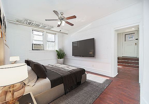3rd image of 579 61st St #B