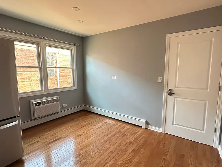 5404 N Central Ave #2 — Photo 17