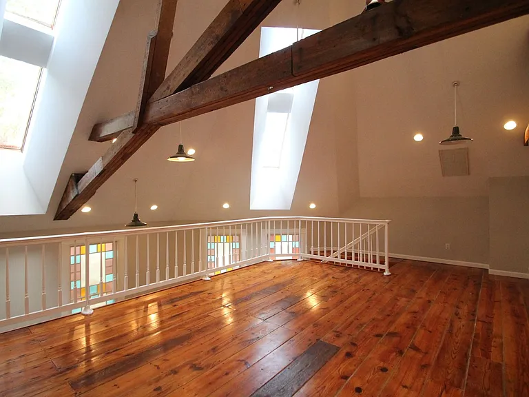 112 Steele St #2 — Photo 34
