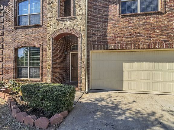 4th image of 1631 Secretariat Ln