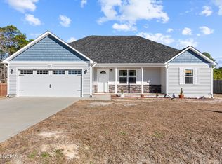 204 Tappi Ter, Hubert, NC 28539