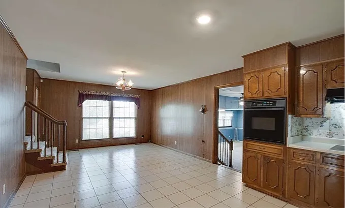 11207 Crestfield Dr SE — Photo 6