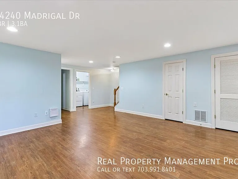 14240 Madrigal Dr — Photo 21