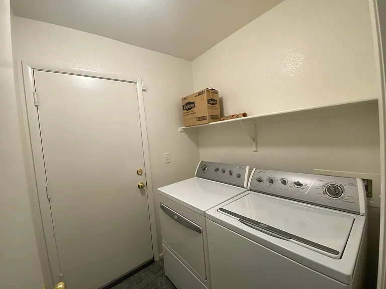 443 Groft Way — Photo 14