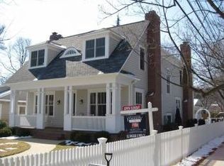 7816 Maple Ridge Rd, Bethesda, MD 20814