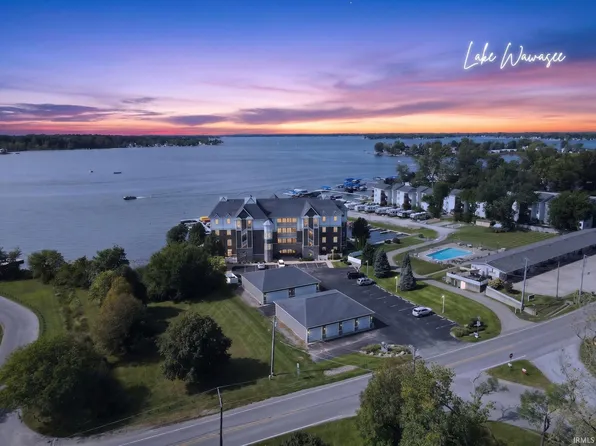 10005 N Turkey Creek Rd Unit 3, Syracuse, IN 46567