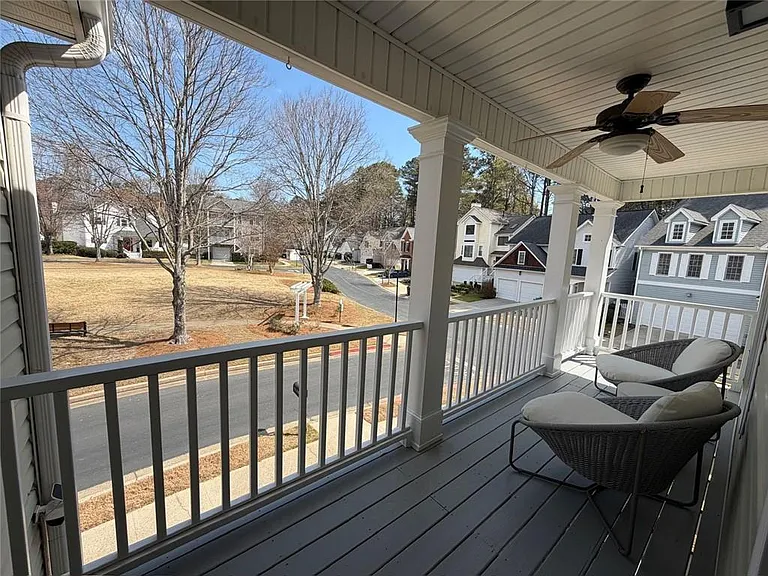 2332 Trellis Ln SE — Photo 17