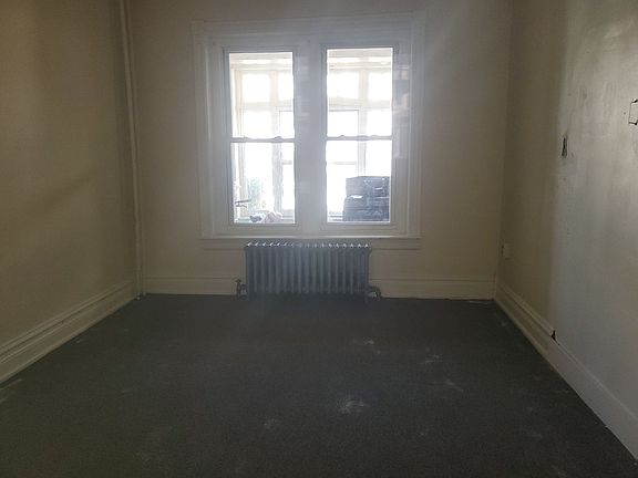 3rd image of 736 N 5th St Floor 1