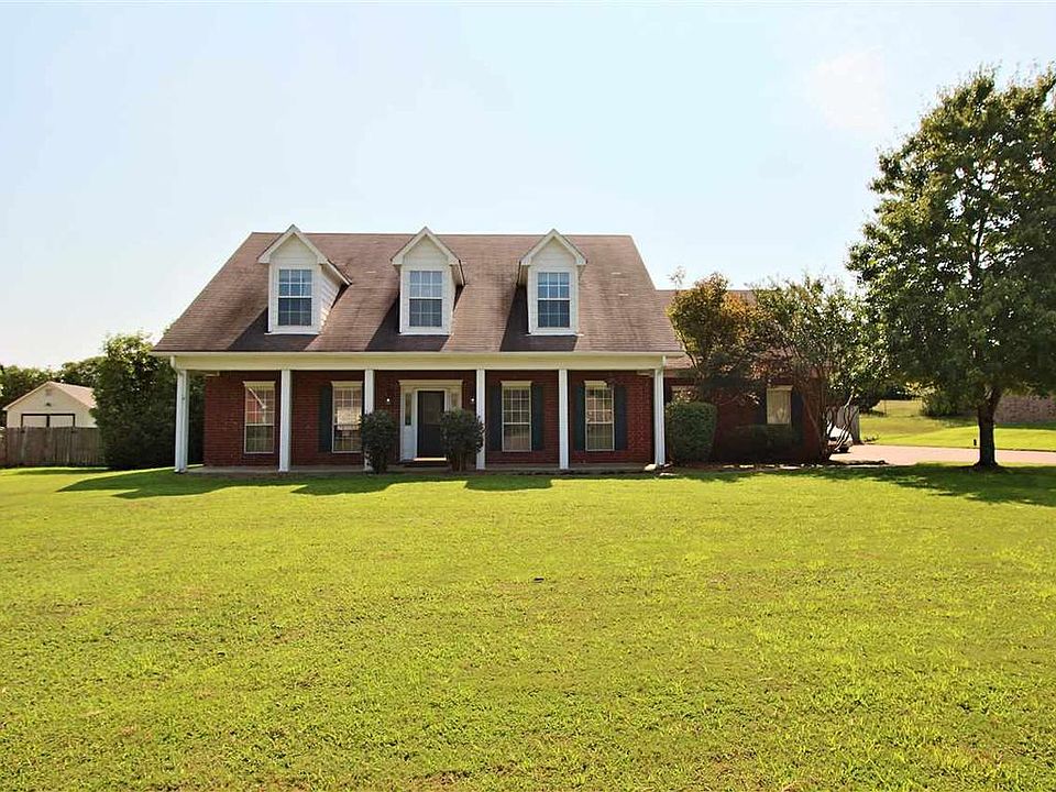 1st image of 30 Austin Dr