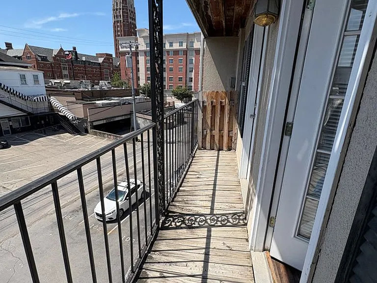2325 Elliston Pl — Photo 25