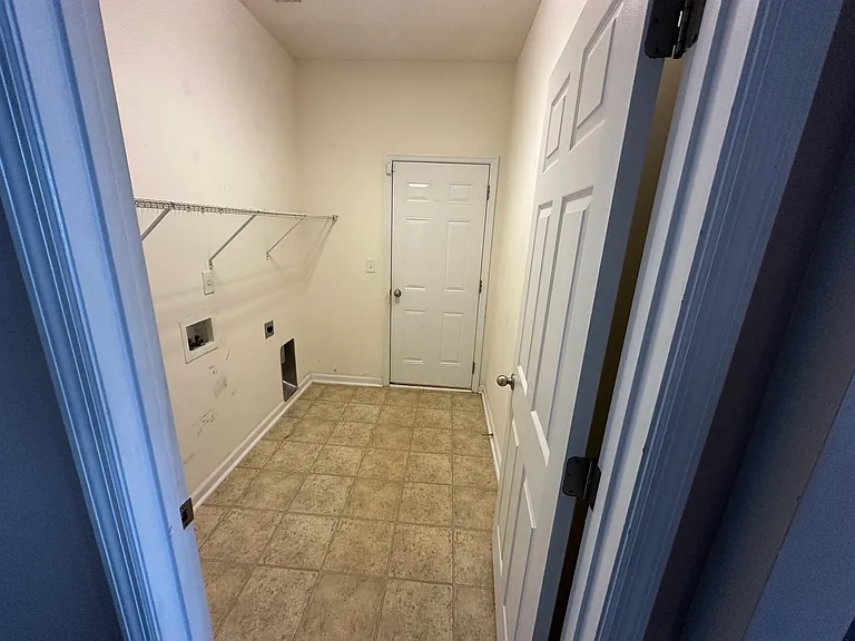 1605 Rising Mist Dr — Photo 12