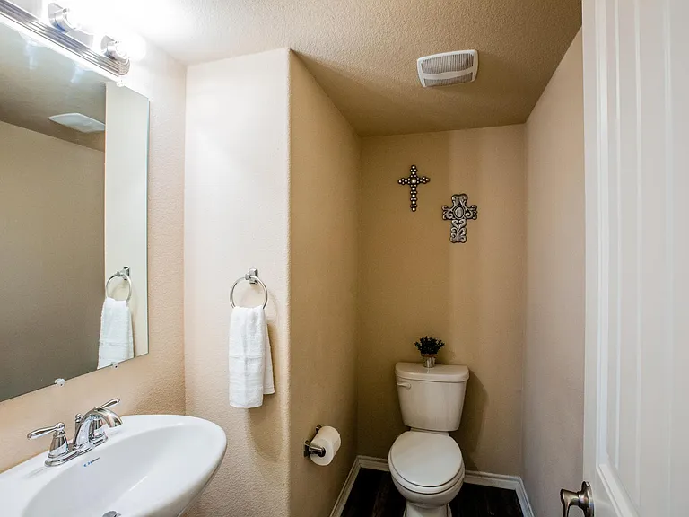 1324 Red River Dr — Photo 39