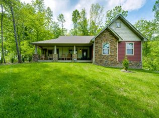 5355 Eagles Cove Rd, Byrdstown, TN 38549