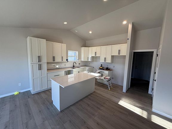 4th image of 1818 Arches DRIVE