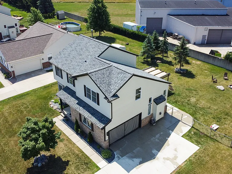 51897 Huntley Ave — Photo 35