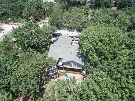 3rd image of 30 Council Rock Ln