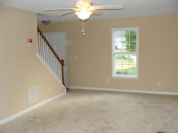 2nd image of 10 Brentlen Way