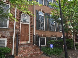 7976 Vigne Ct, Vienna, VA 22182