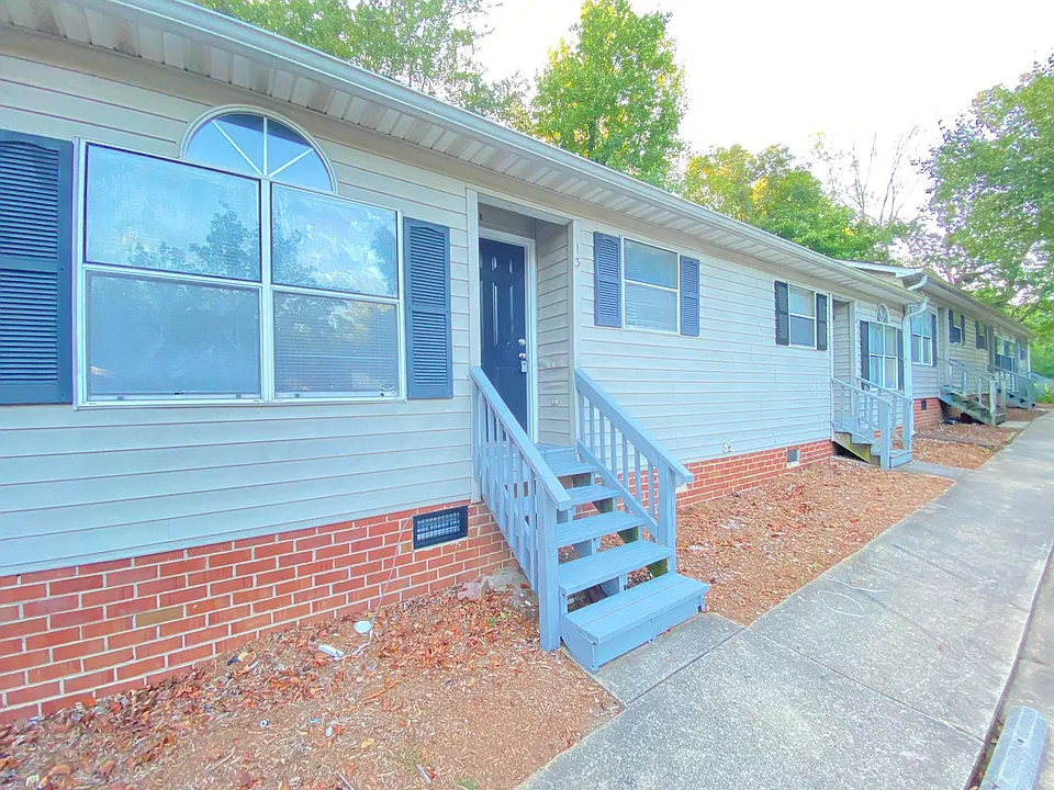 1300 Old Concord Rd #13