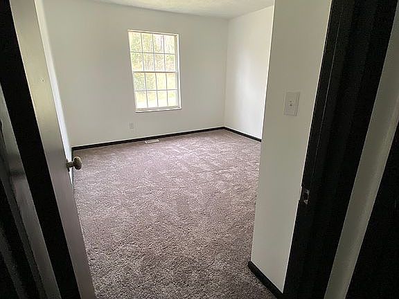5th image of 29 Dove Dr