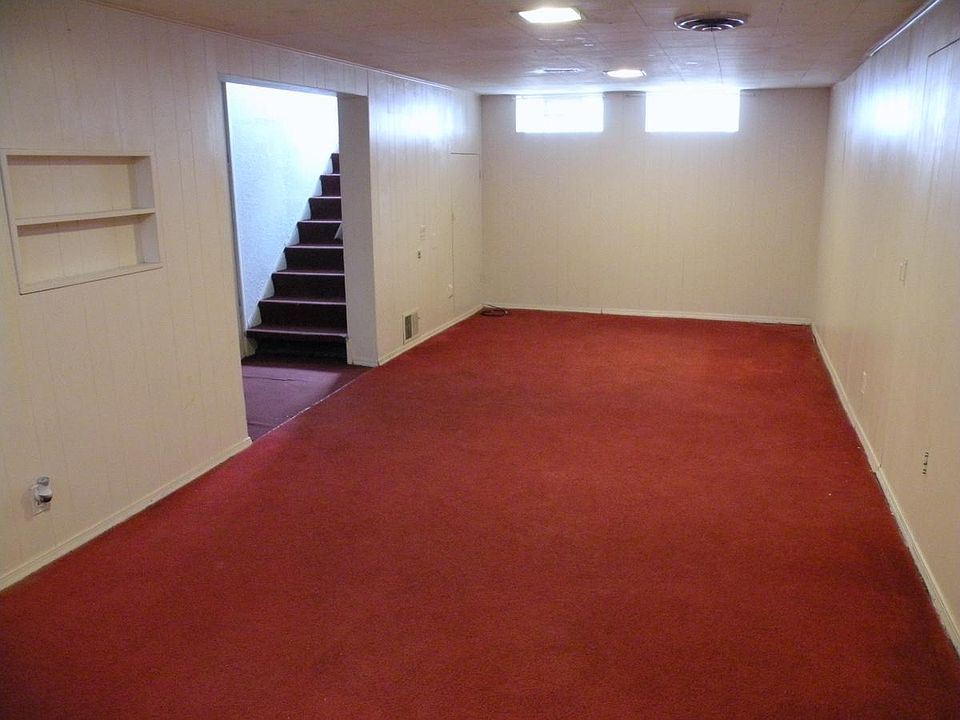 1st image of 18300 Lewis Dr #Single