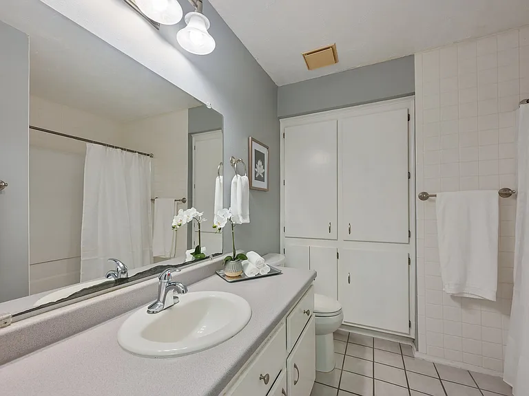 1902 Dartmouth St #P6 — Photo 4